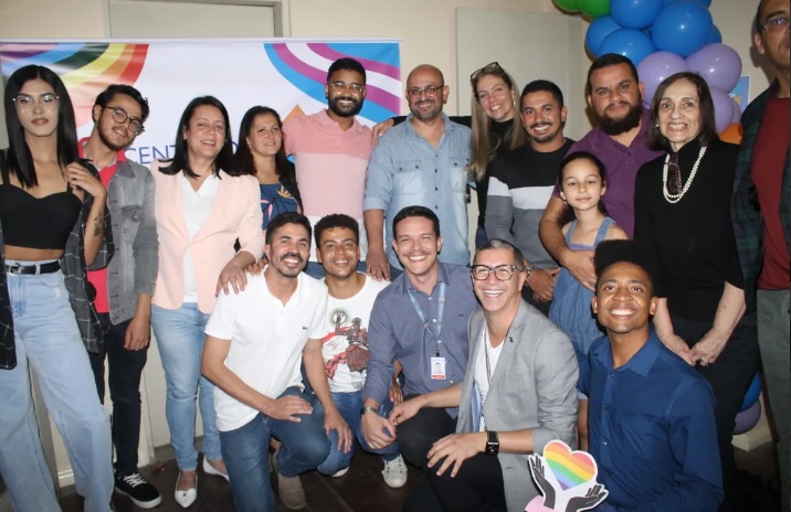 Quatis inaugura Centro LGBTI+