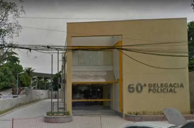 Homem é preso por compartilhar fotos e vídeos pornográficos da própria filha de 8 anos, na Baixada