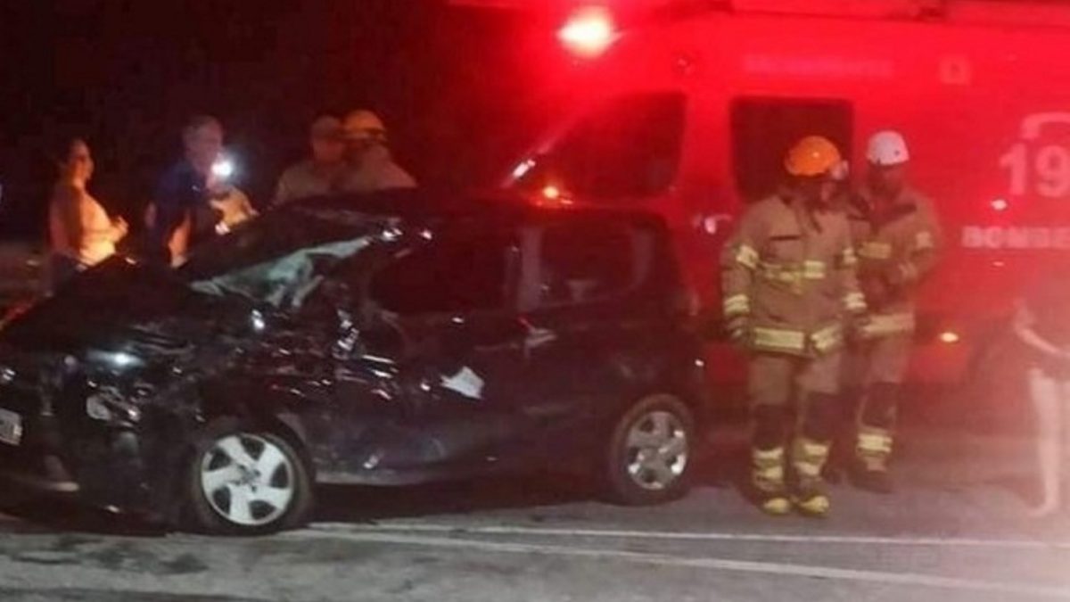 Acidente na Rio-Santos deixa dois feridos