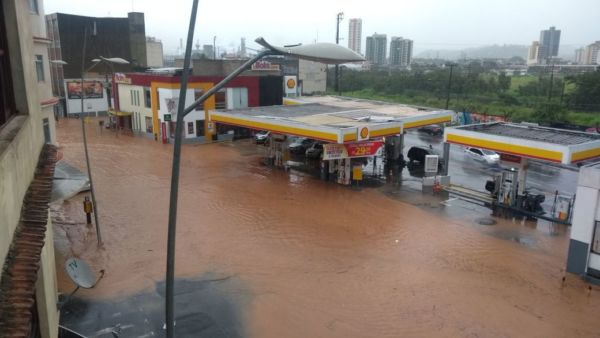 VR: previsão de chuva deixa Defesa Civil em alerta máximo