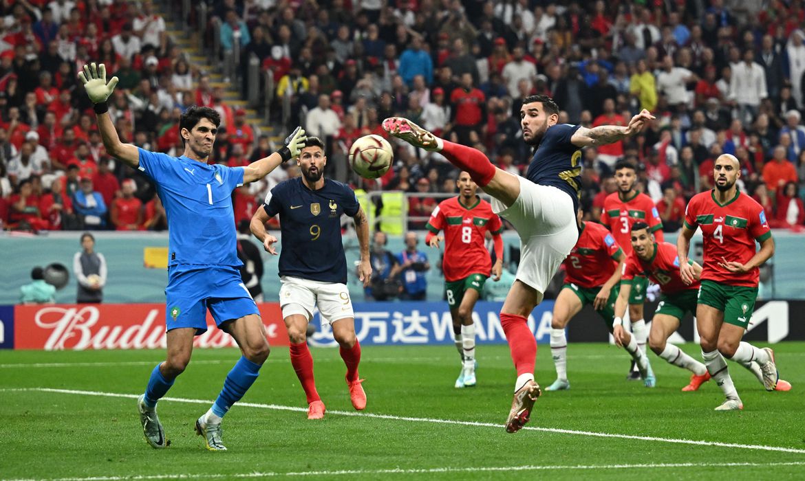 França vence Marrocos e enfrenta Argentina na final na Copa