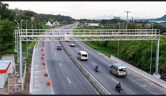 Sistema ‘Free Flow’ tem início na Rio-Santos/BR-101