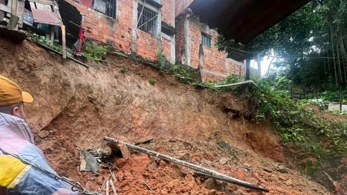 Chuvas: Defesa Civil de Barra Mansa interdita três imóveis e uma garagem