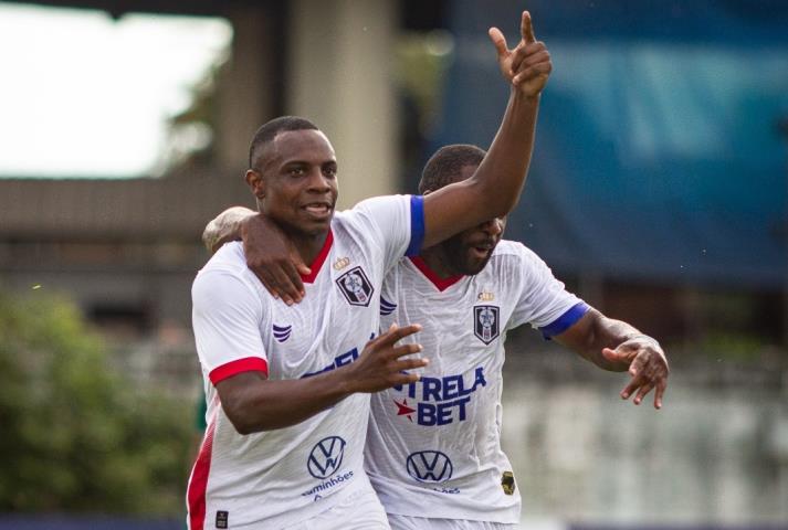 Resende vence primeira no Campeonato Carioca