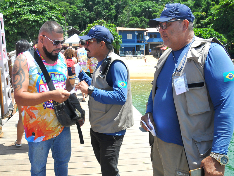 Angra passa a cobrar taxa de desembarque nos cais públicos