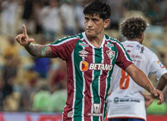 Cano marca hat-trick e Flu supera o Audax Rio