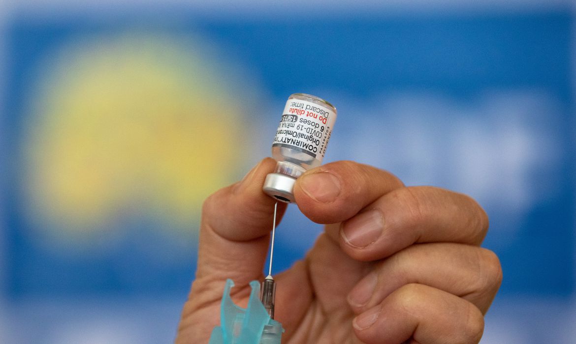 Município brasileiro decreta uso obrigatório de máscaras após aumento de casos da Covid-19