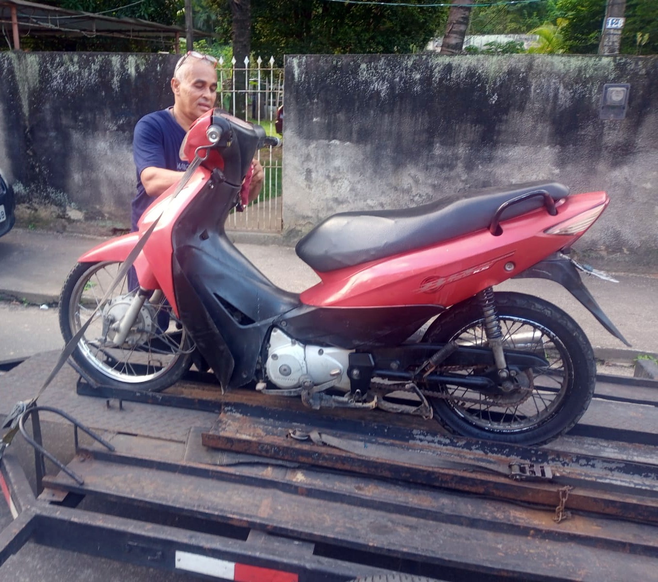 Forças de segurança flagram motos irregulares em Volta Redonda