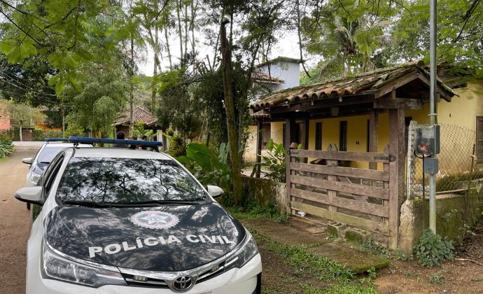 Homens são presos por manterem idosa em cárcere privado em Paraty