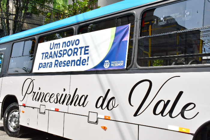 Resende recebe primeiros ônibus da frota de nova empresa de transporte público