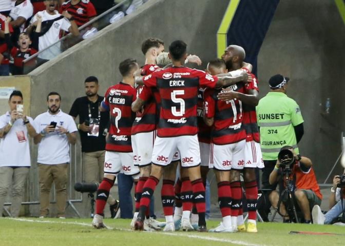 Fla é mais eficiente e aplica 3 a 0 sobre o Grêmio no Maracanã