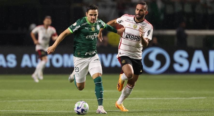 Flamengo arranca empate com o Palmeiras em São Paulo