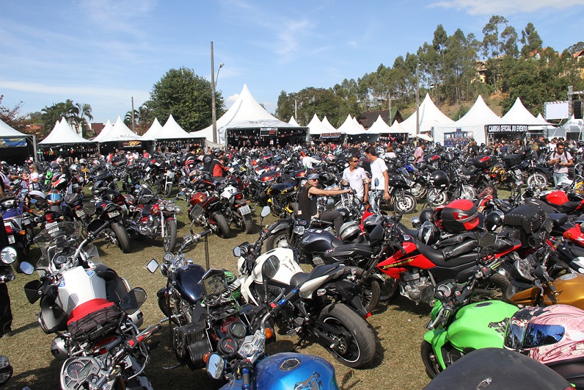 Encontro de Motociclistas: Trânsito em Penedo passou por alterações que seguirão até domingo