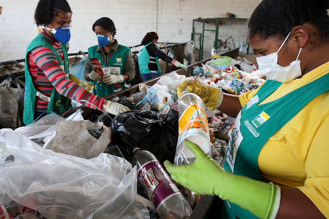 Volta Redonda abre inscrições para contratação de cooperativas de materiais recicláveis