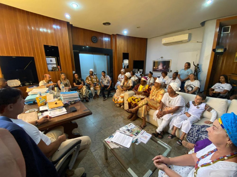 Prefeito recebe representantes de religiões de matrizes africanas de Barra do Piraí