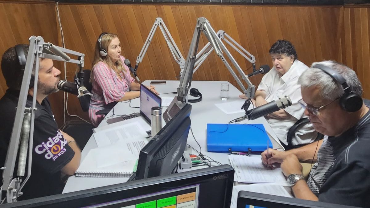 “Volta Redonda terá um Hospital de Olhos”, anuncia prefeito Neto em entrevista à Rádio Cidade do Aço
