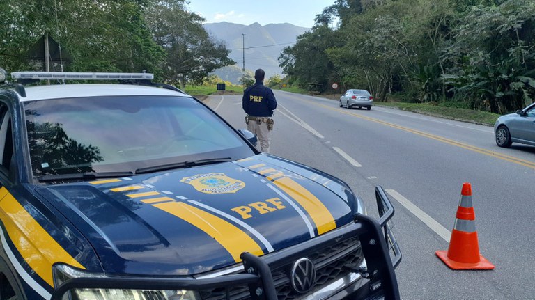 PRF lança Operação Carnaval nas rodovias federais do RJ