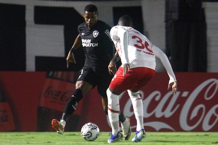 Botafogo segura empate e vai para a Fase de Grupos da Libertadores