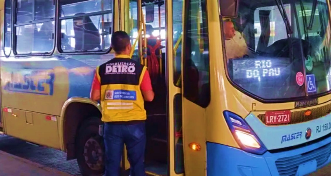 Seis ônibus são multados pelo Detro-RJ; operação acontece também em Volta Redonda