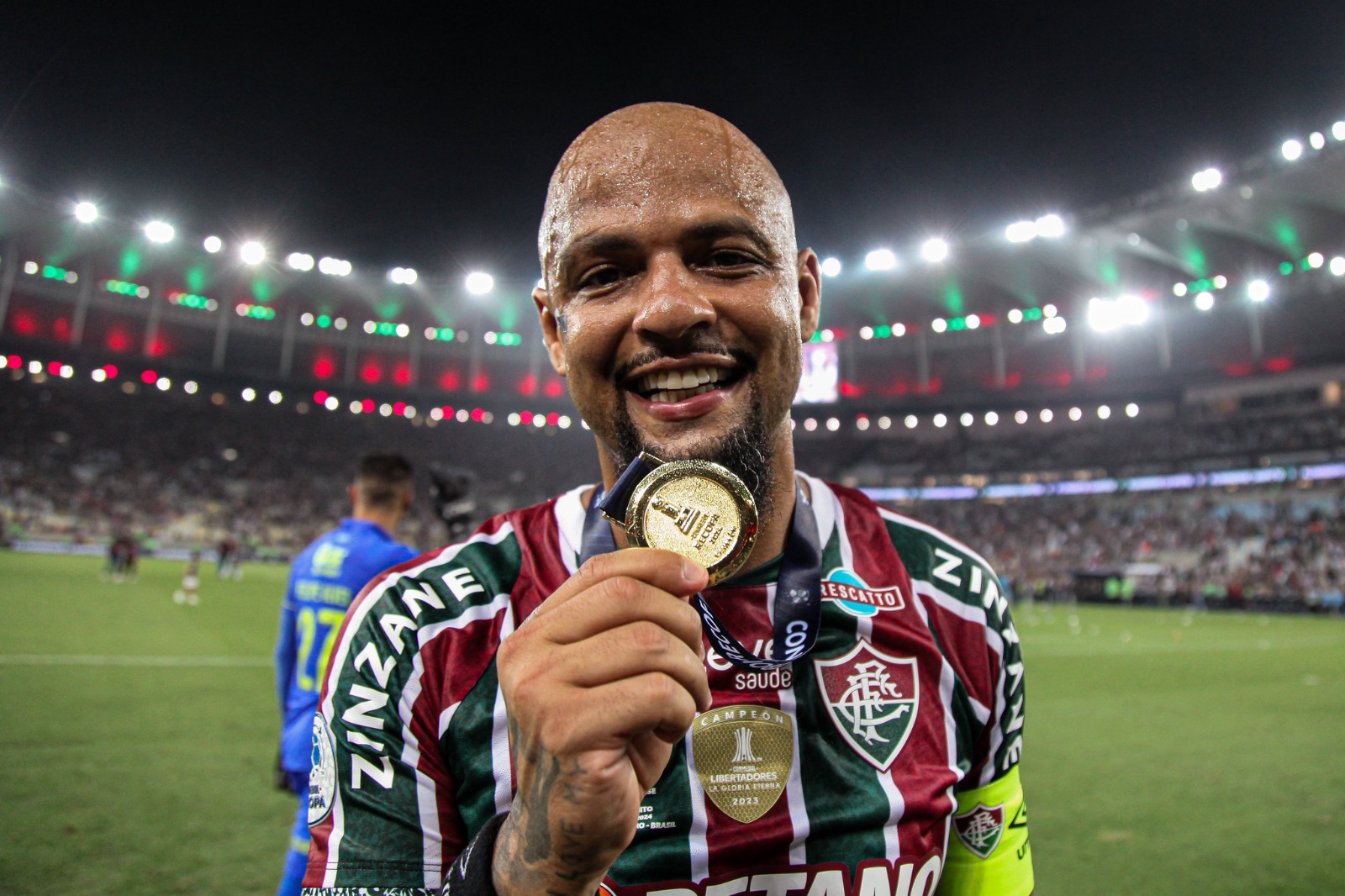Volta Redonda recebe exposição e lançamento de livro sobre carreira do ex-jogador Felipe Melo