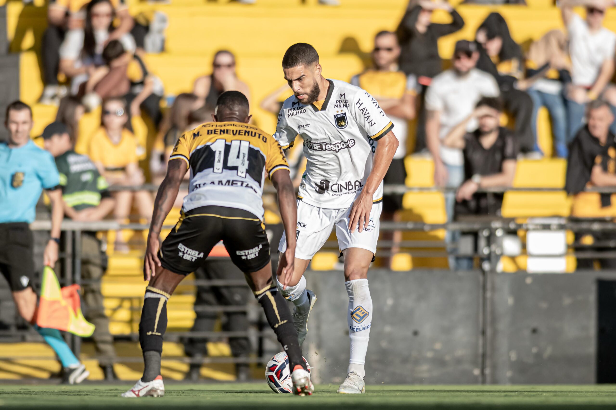 Voltaço empata com Criciúma no Heriberto Hülse