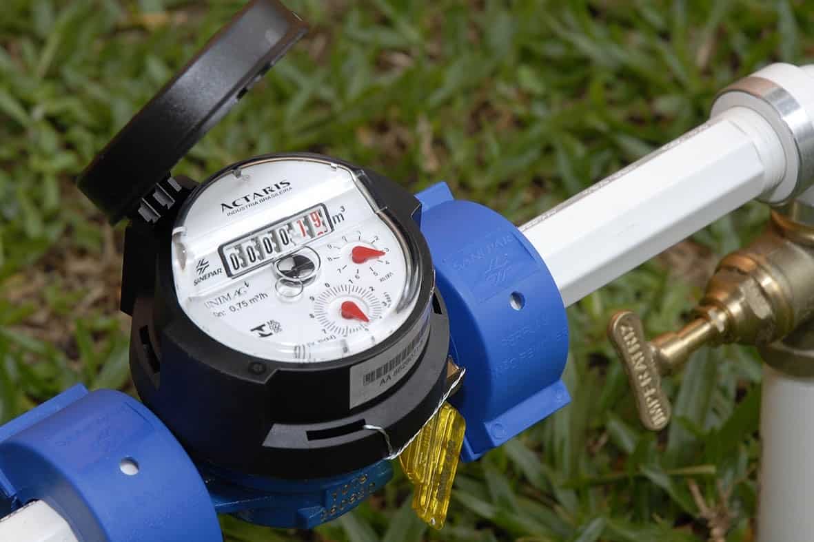 Justiça proíbe cobrança de hidrômetro em Resende