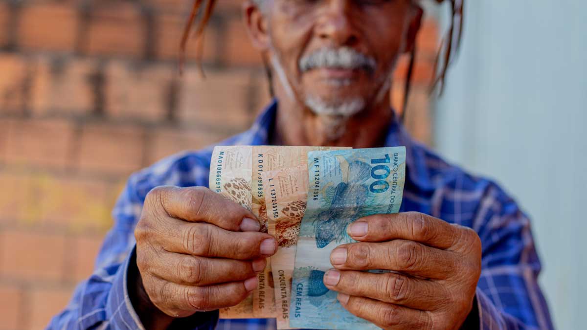INSS prepara plano para ressarcir aposentados vítimas de fraude