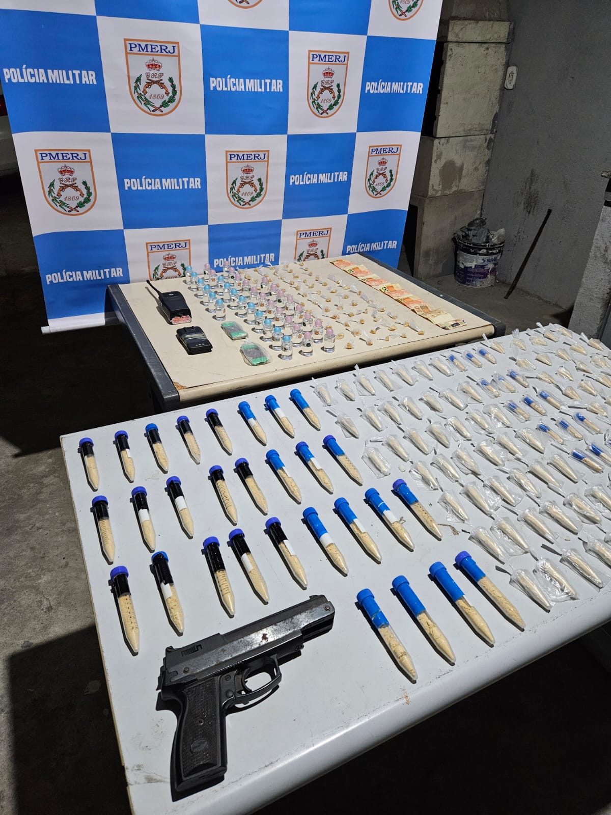 Suspeito é baleado durante ação contra o tráfico em Volta Redonda; quatro elementos foram detidos