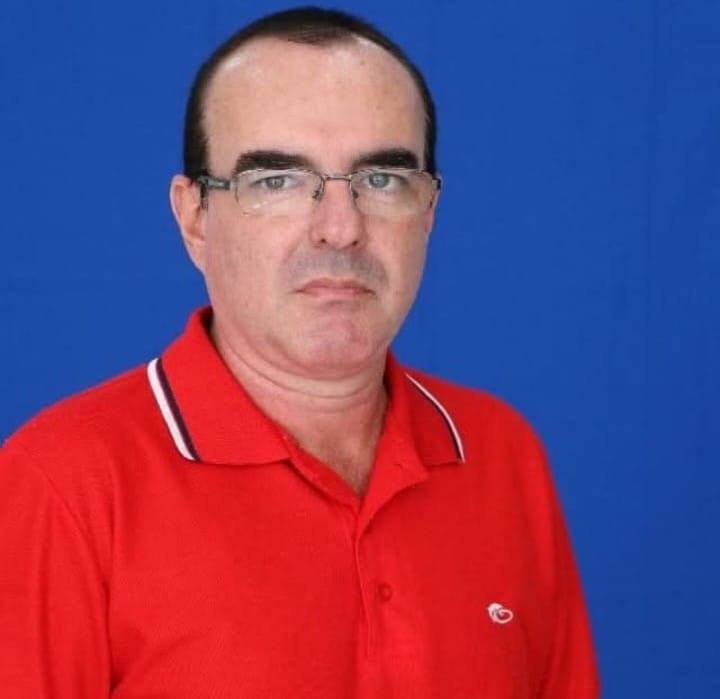 Morre jornalista e professor Alex Teixeira aos 52 anos