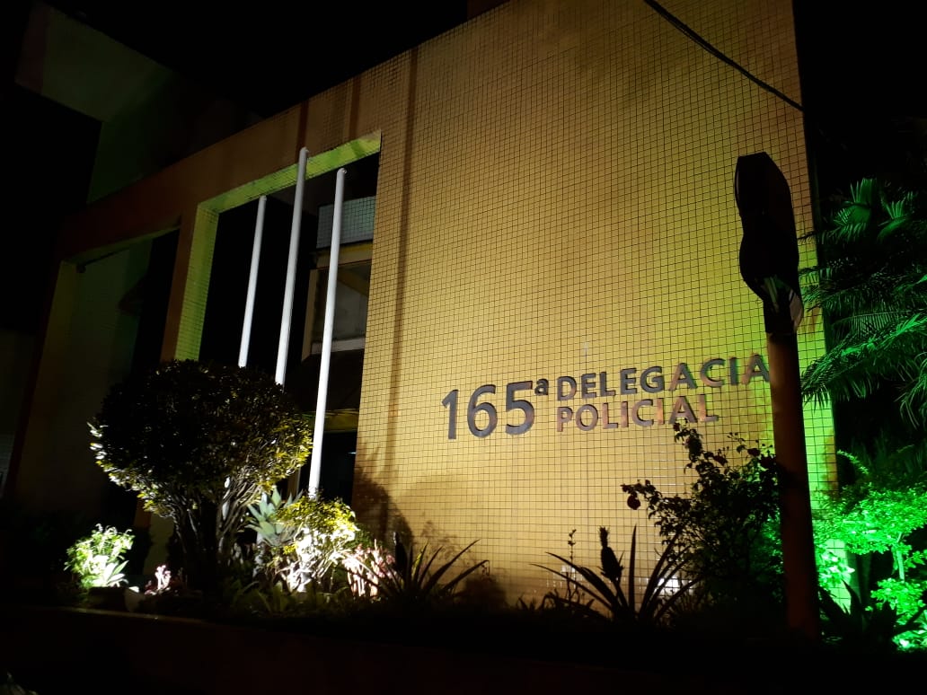 Proprietária de restaurante é presa em flagrante por furto de energia elétrica, em Mangaratiba