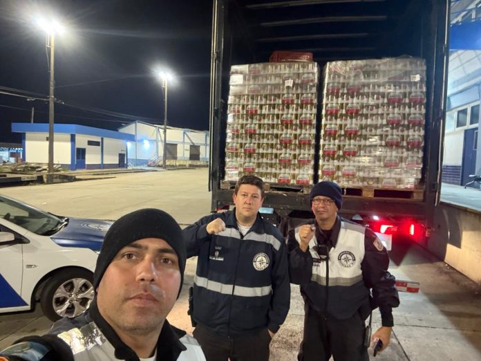 72 mil latas de cerveja sem documentação fiscal são apreendidas em Itatiaia
