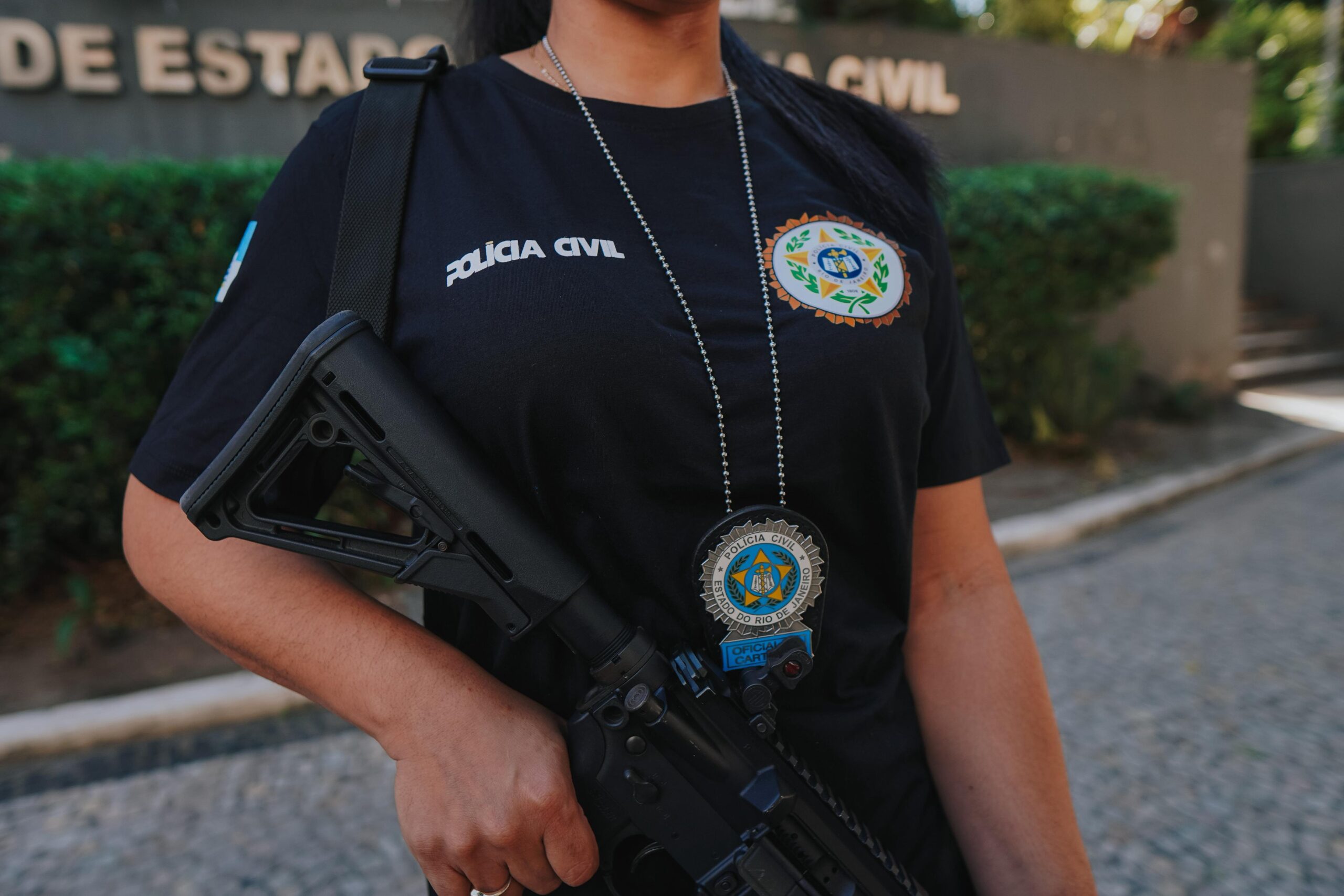 Operação Cerco Total prende quatro criminosos em Angra dos Reis