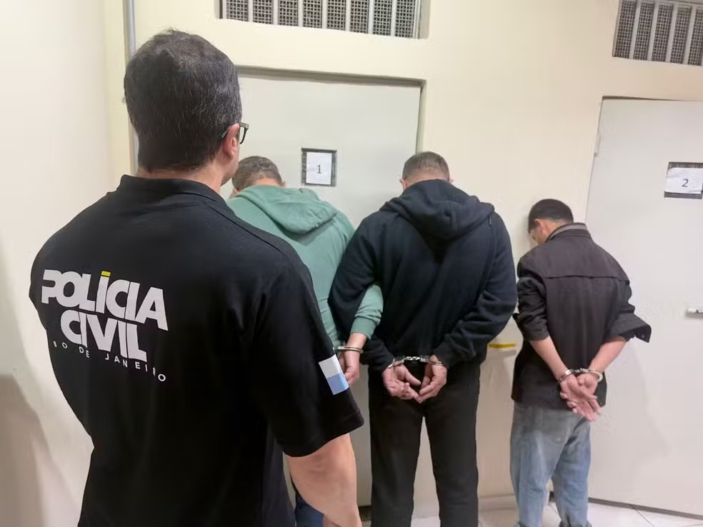 Três homens são presos em Vassouras por suspeita de tráfico de drogas