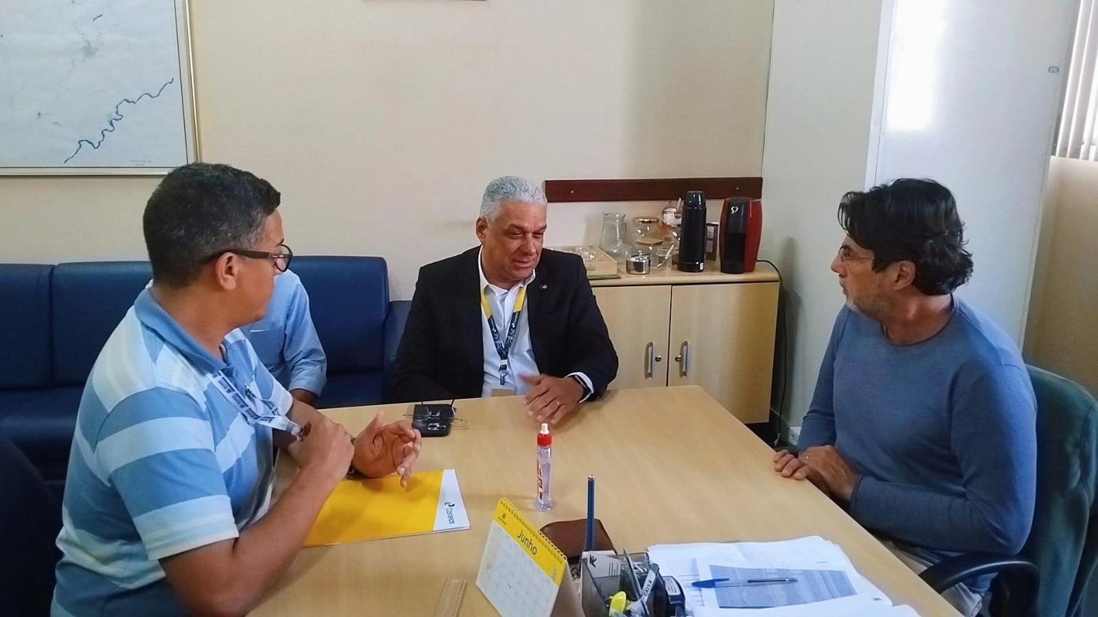 Prefeitura de Valença firma convênio com os Correios para entrega domiciliar de medicamentos a pacientes acamados