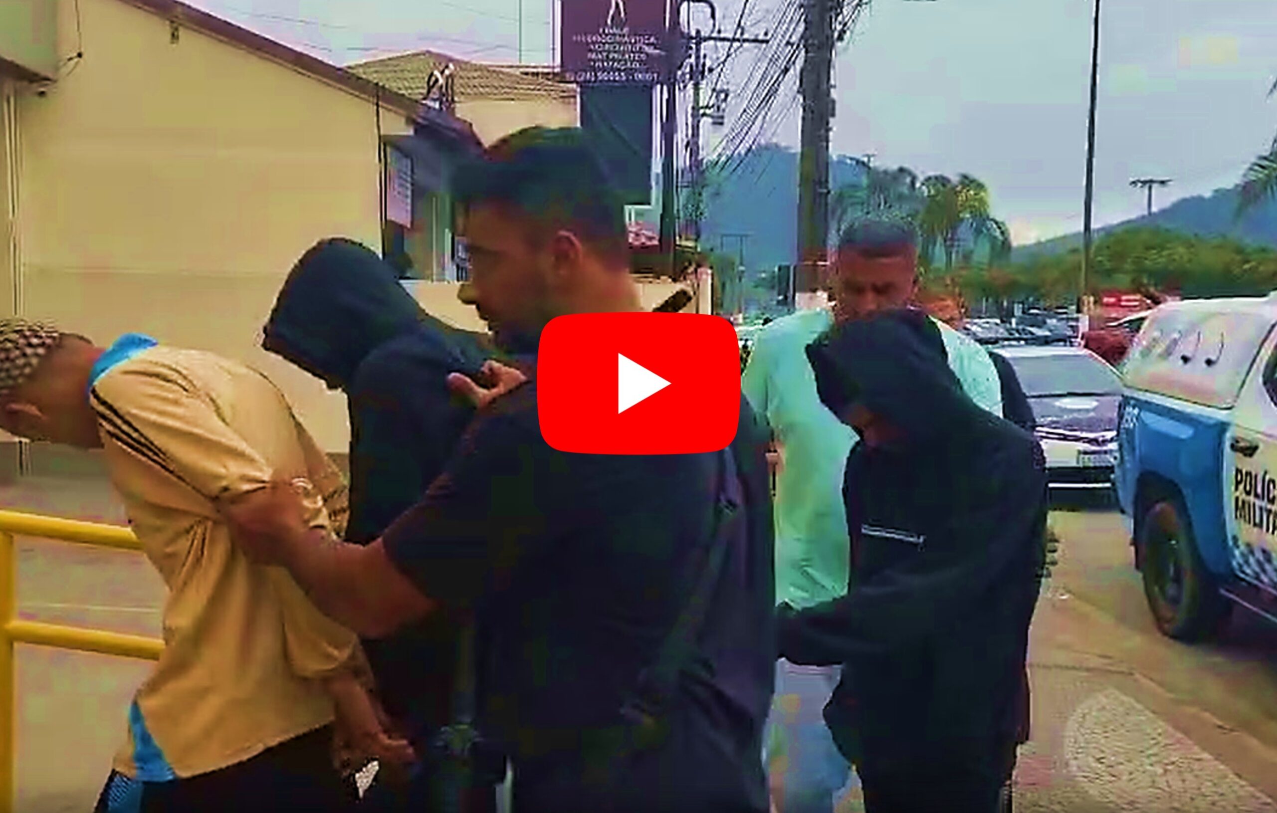 Trio que fugiu durante escolta policial é recapturado em Angra dos Reis (vídeo)