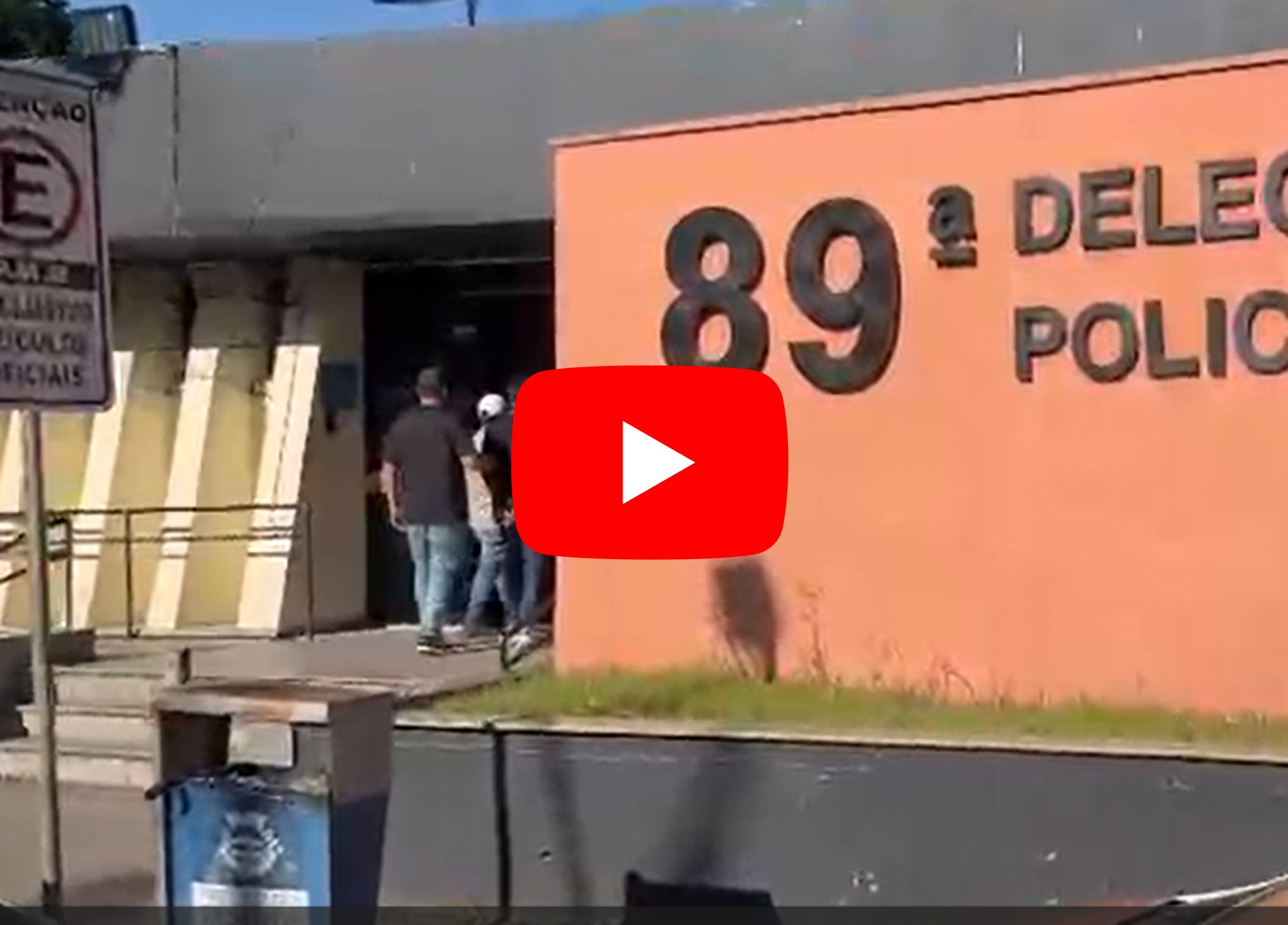 [VÍDEO] Dupla é presa ao extorquir engenheiro da Nissan em Resende
