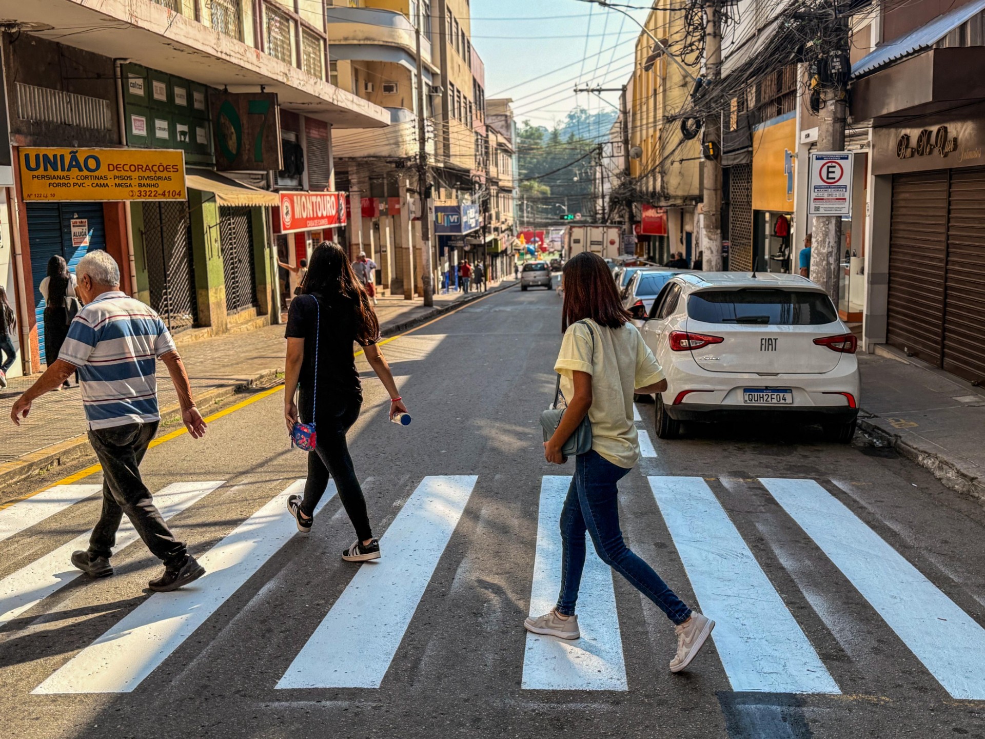 Barra Mansa retorna com estacionamento rotativo em rua do Centro