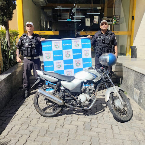 Homem é preso em Levy Gasparian conduzindo moto adulterada