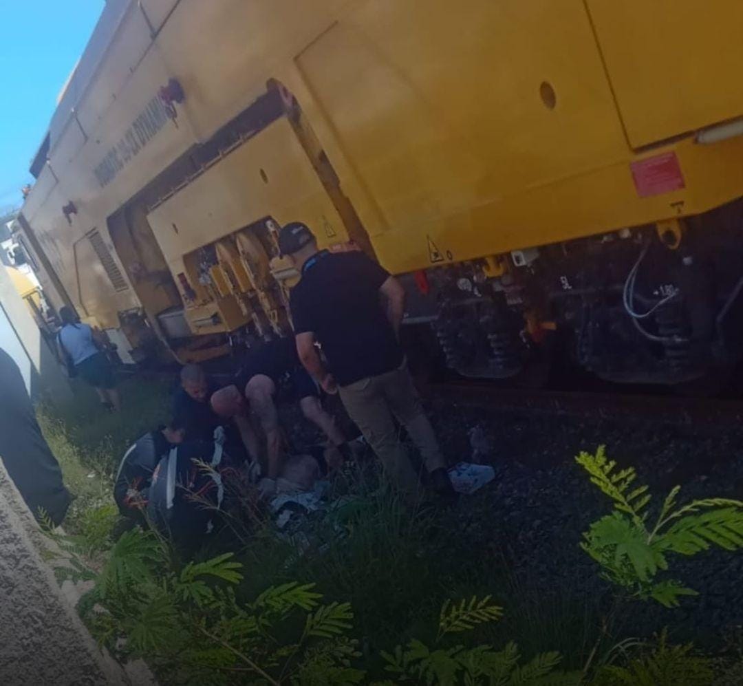 Homem atingido por trem no Centro de Barra Mansa não resiste e morre na Santa Casa