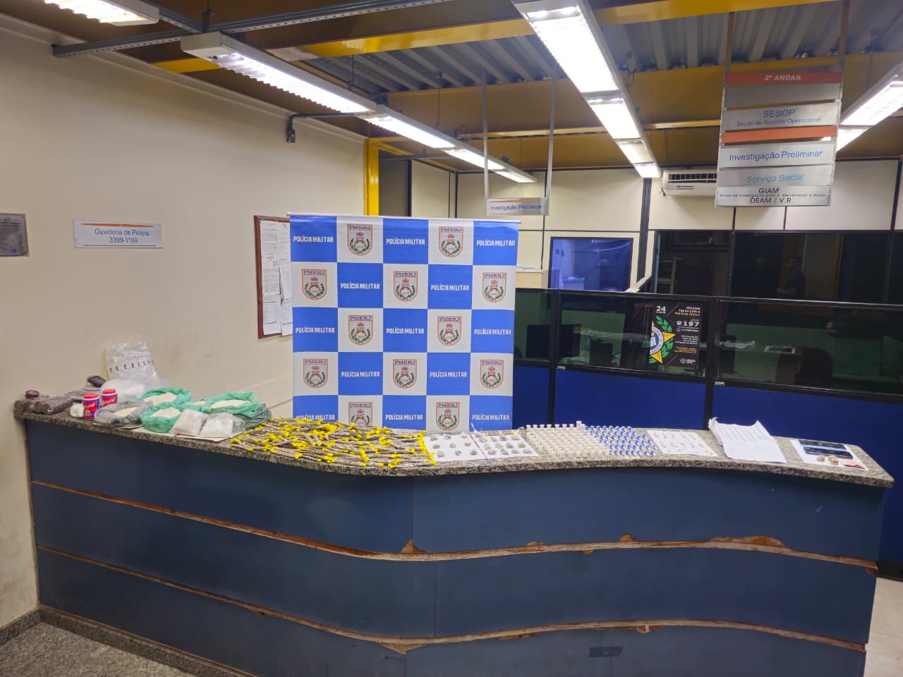 Operação conjunta apreende grande quantidade de drogas e detém três suspeitos em Barra Mansa