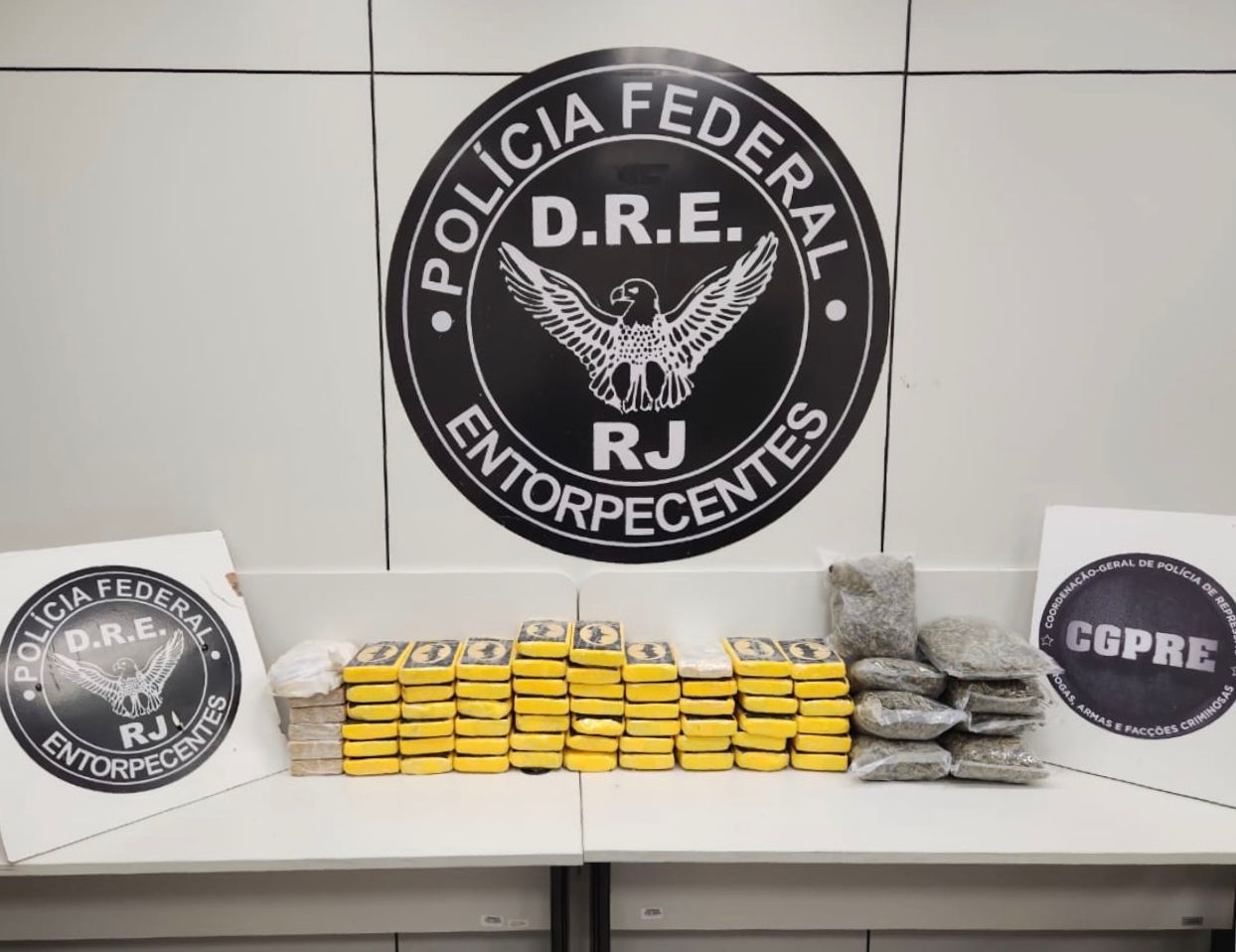 Taxista é preso com mais de 60 quilos de cocaína após perseguição na Serra das Araras, em Piraí