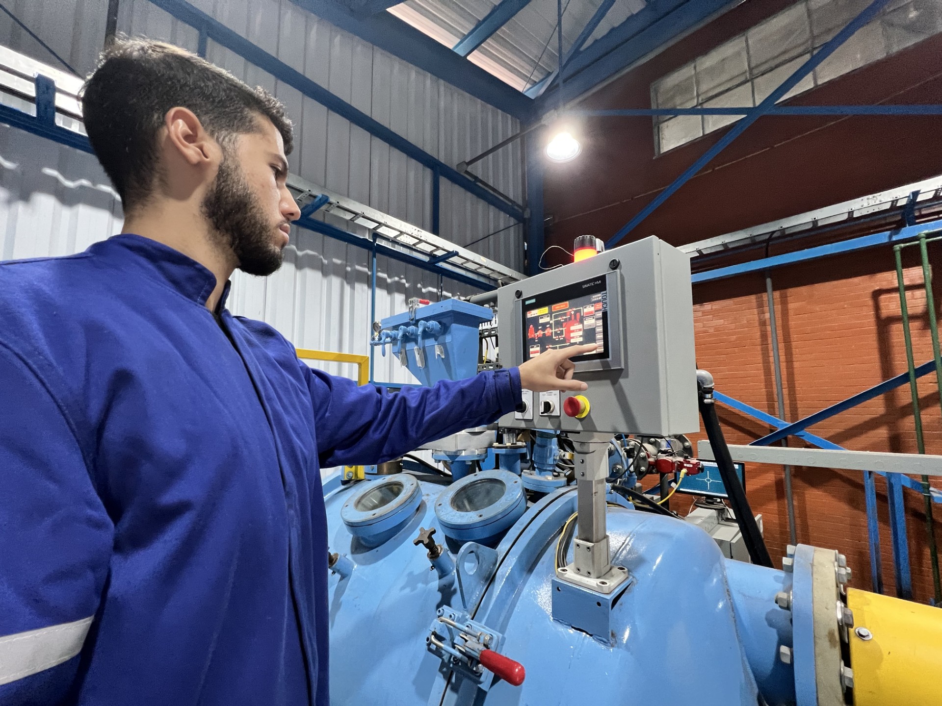 CSN lança vagas de estágio técnico e superior para Volta Redonda e Porto Real