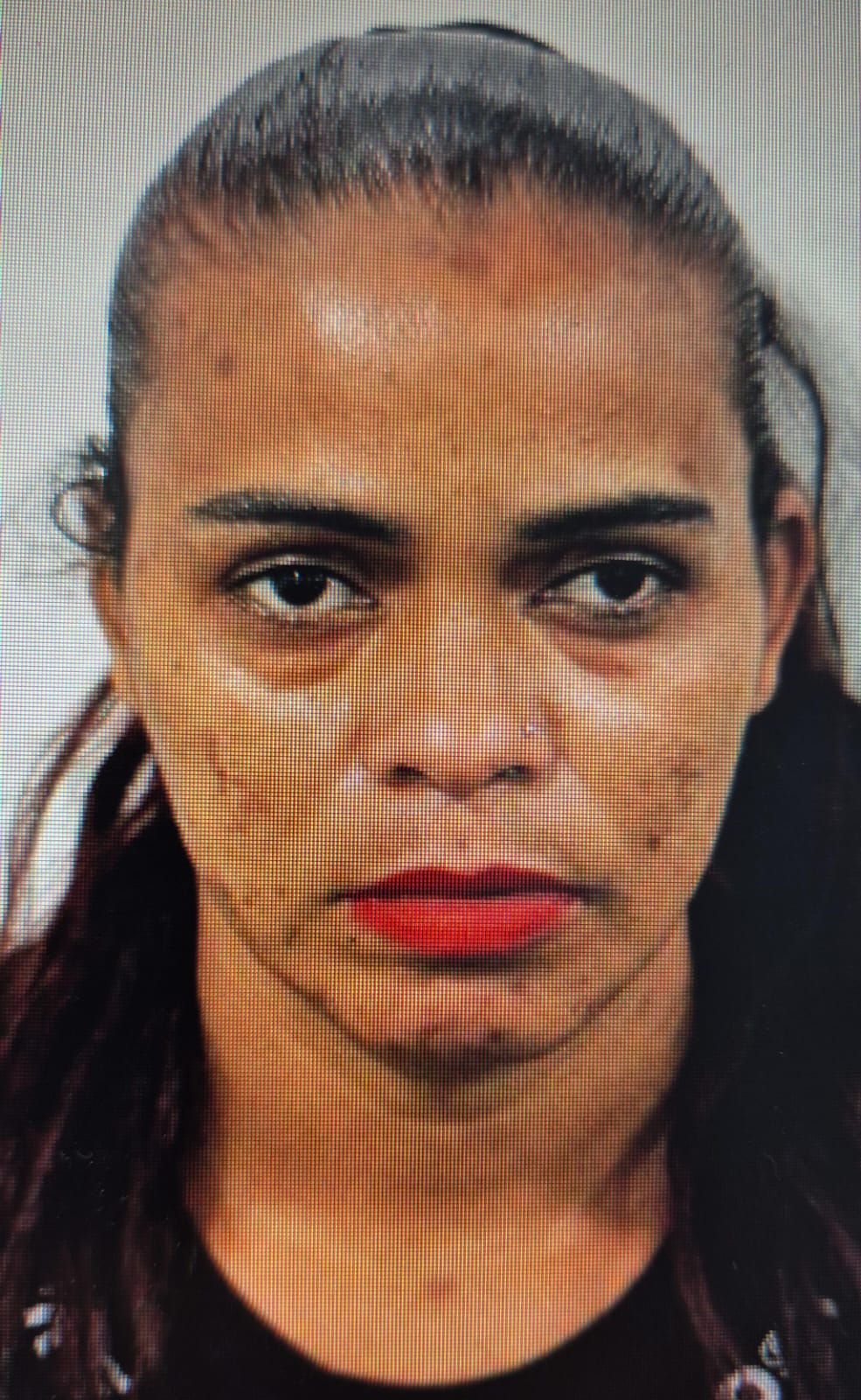 Mulher é morta a facadas em Resende; suspeito é preso em flagrante dentro da casa da vítima