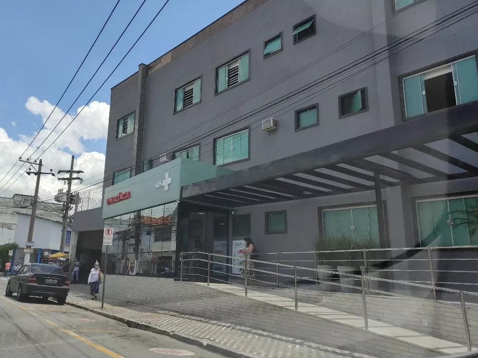 Homem é baleado por PM durante confusão em bar de Barra Mansa