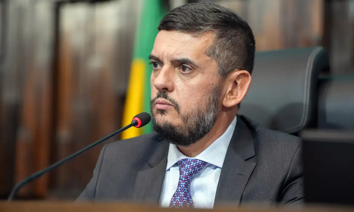 Polícia Federal prende deputado estadual Rodrigo Bacellar, presidente da Alerj