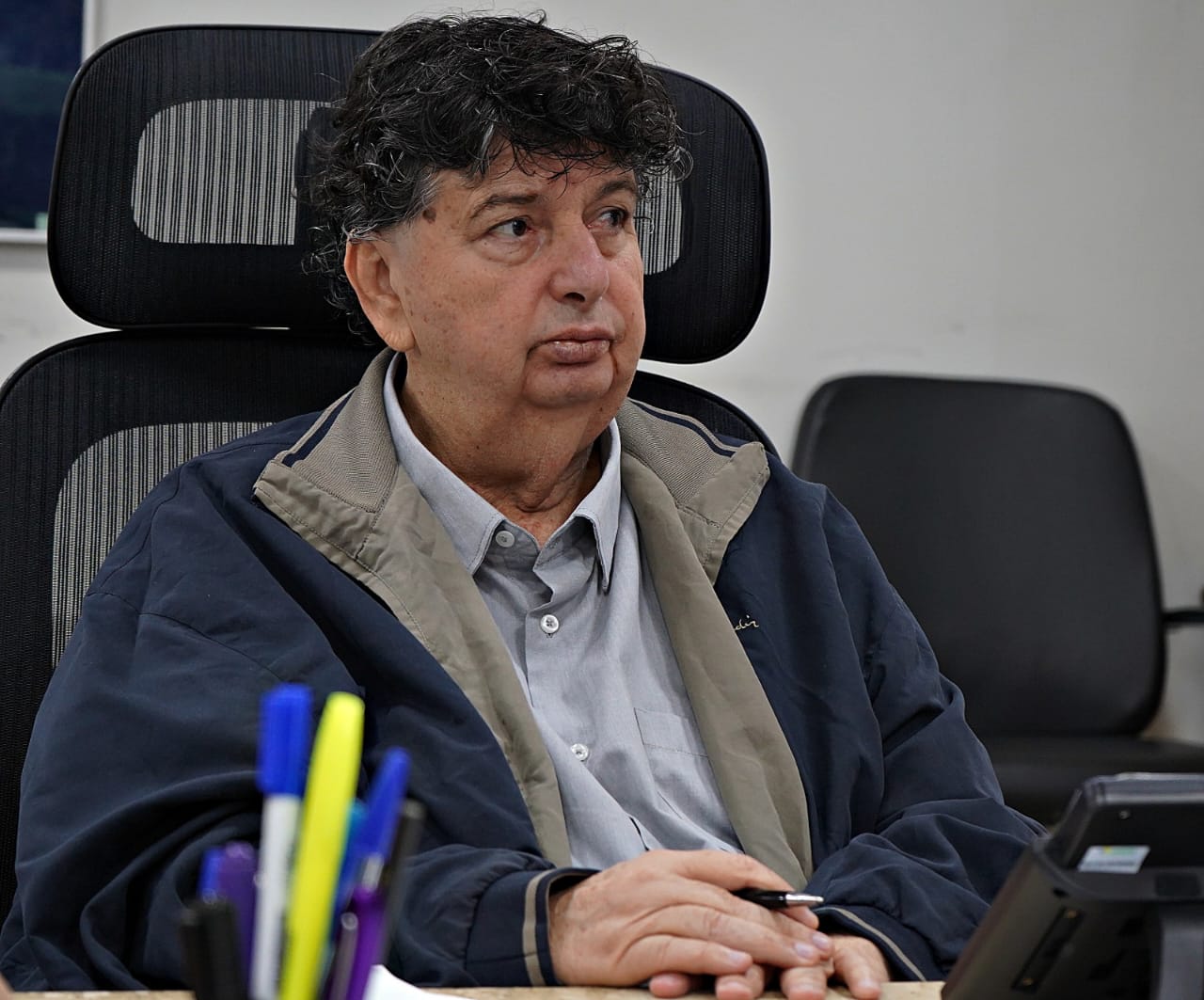 Neto garante reajuste de 4,26% para os servidores em Volta Redonda