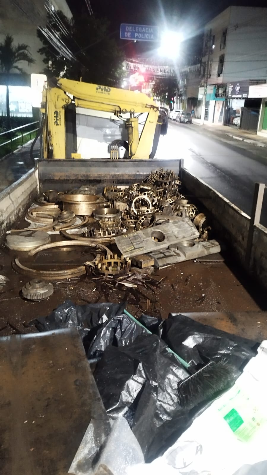 Furto de quase 2,5 toneladas de bronze na CSN termina com dois presos em Volta Redonda