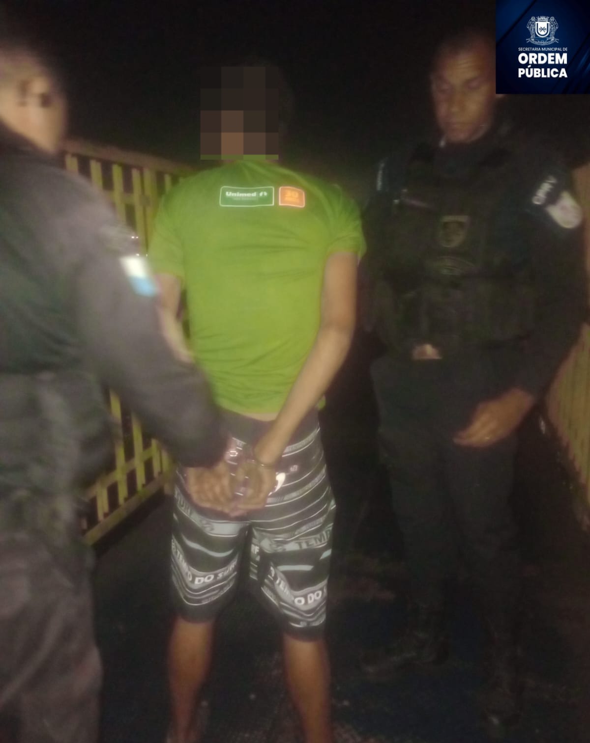 Homem é preso após depredar câmera de monitoramento em bairro de Volta Redonda