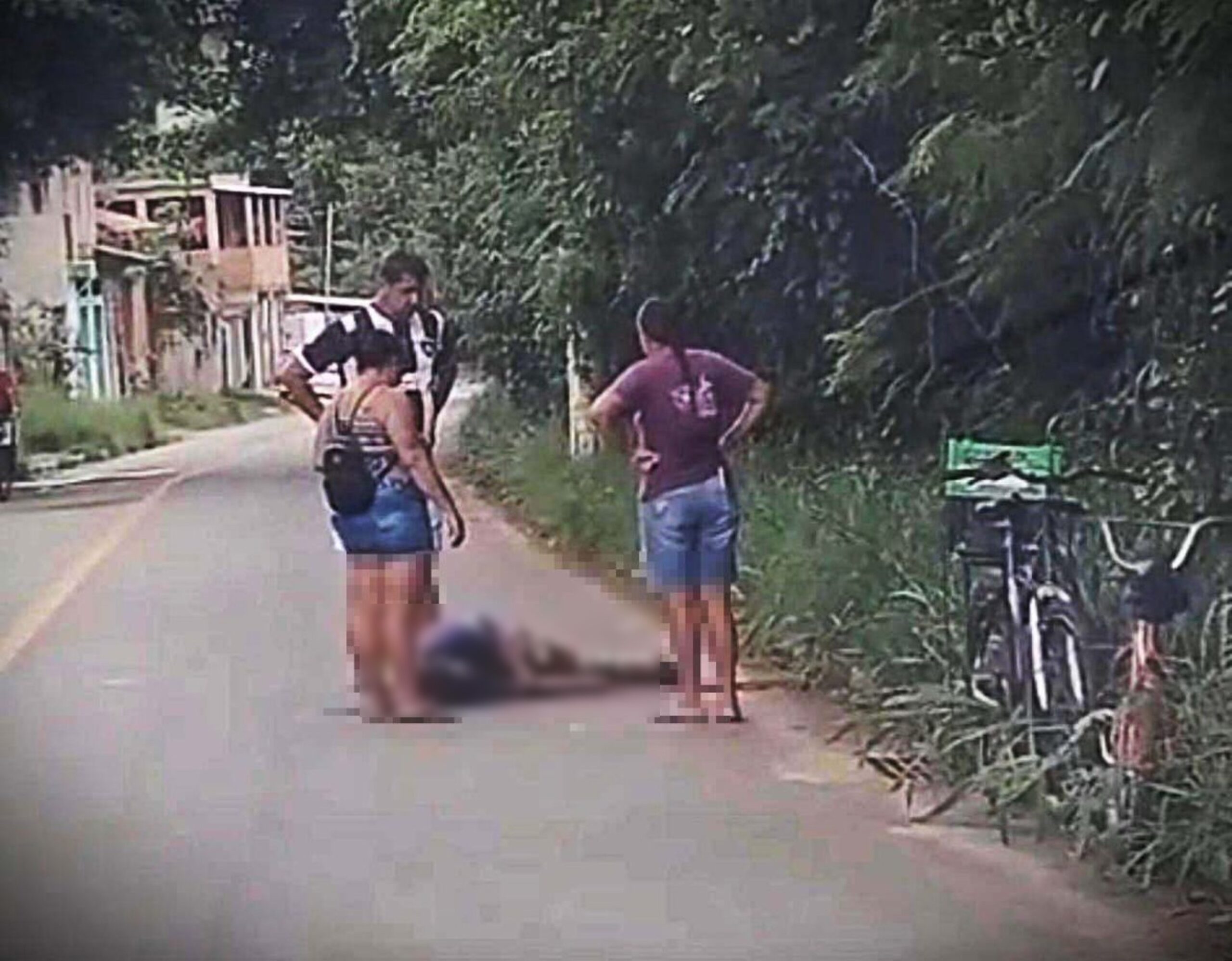 Jovem é executado a tiros ao lado da mãe em Resende