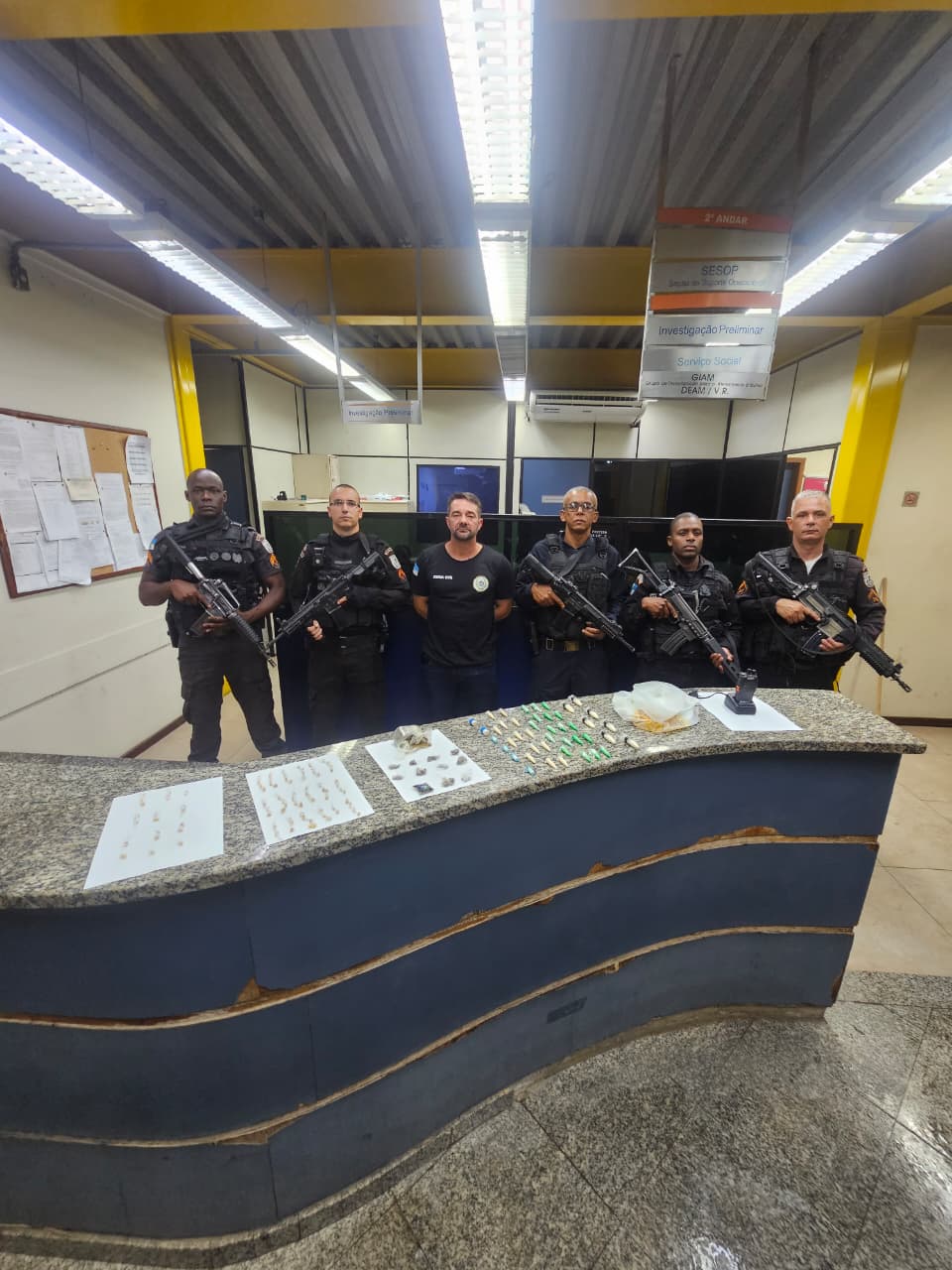 Casal é preso por tráfico de drogas em Barra Mansa